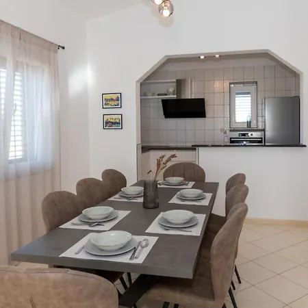 Dolina By Guide * Opuzen (Dubrovnik-Neretva)